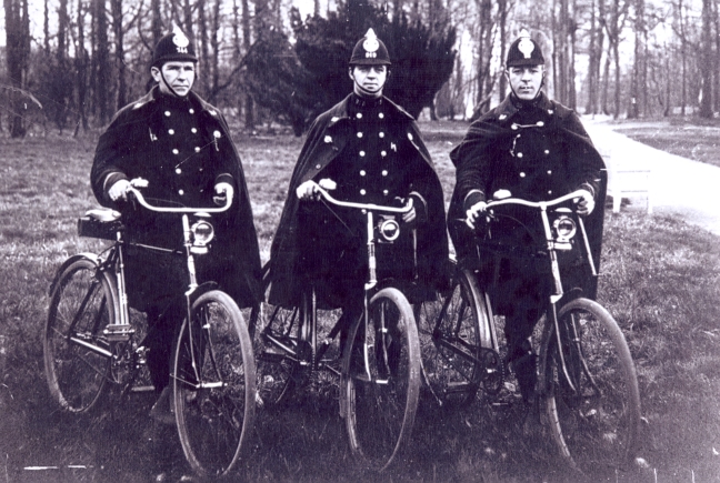Eerste Antwerpse politiepatrouille op de fiets